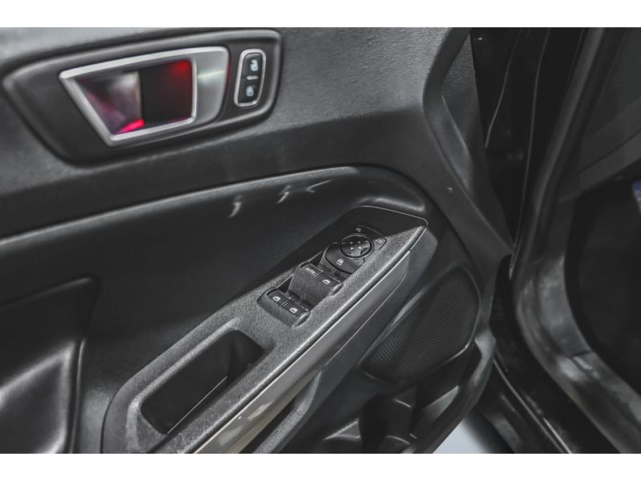 2021 Ford EcoSport Titanium 4WD CUIR TOIT OUVRANT Image principale