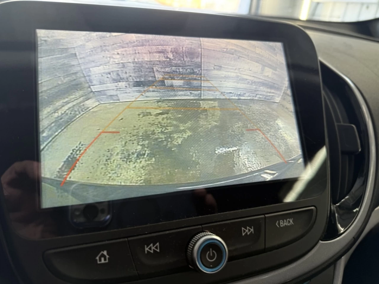 2018 Chevrolet Volt LT BLUETOOTH MAGS **APPROUVÉ À 99,9%** Image principale