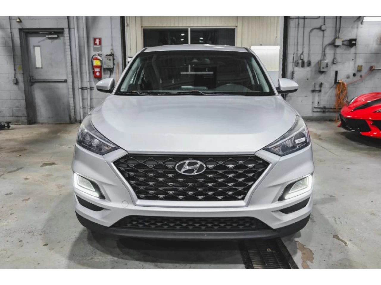 2019 Hyundai Tucson Essential AWD w/Safety Package Main Image