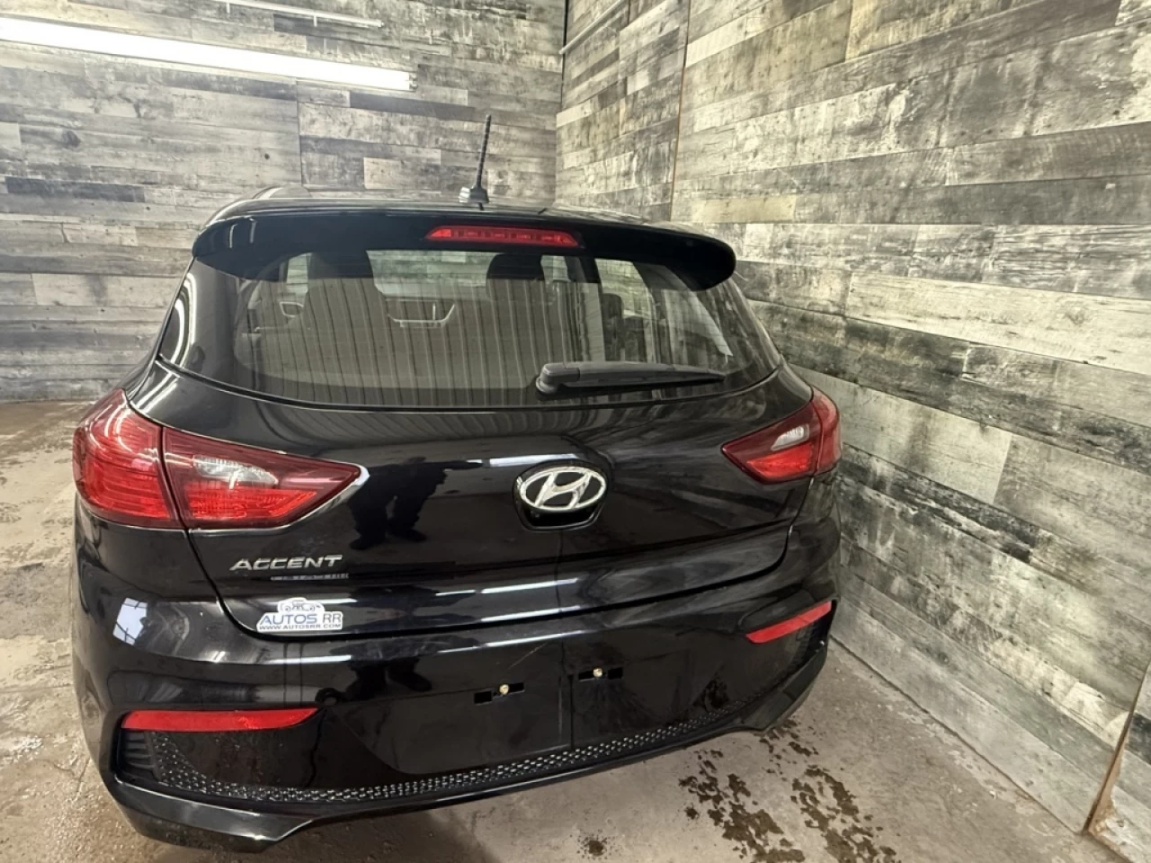 2019 Hyundai Accent PrivilÉgiÉ Auto Bluetooth sieges chauffant **Appro Main Image