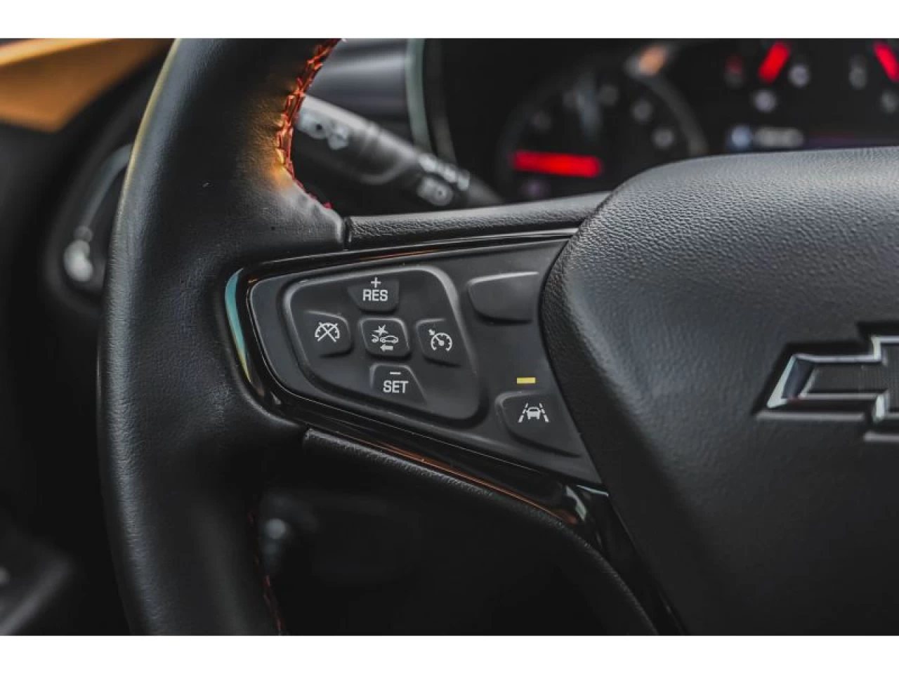 2024 Chevrolet Equinox AWD 4dr RS Image principale
