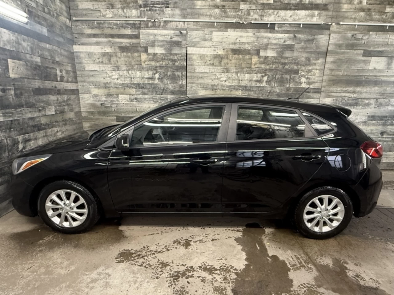 2019 Hyundai Accent PrivilÉgiÉ Auto Bluetooth sieges chauffant **Appro Main Image