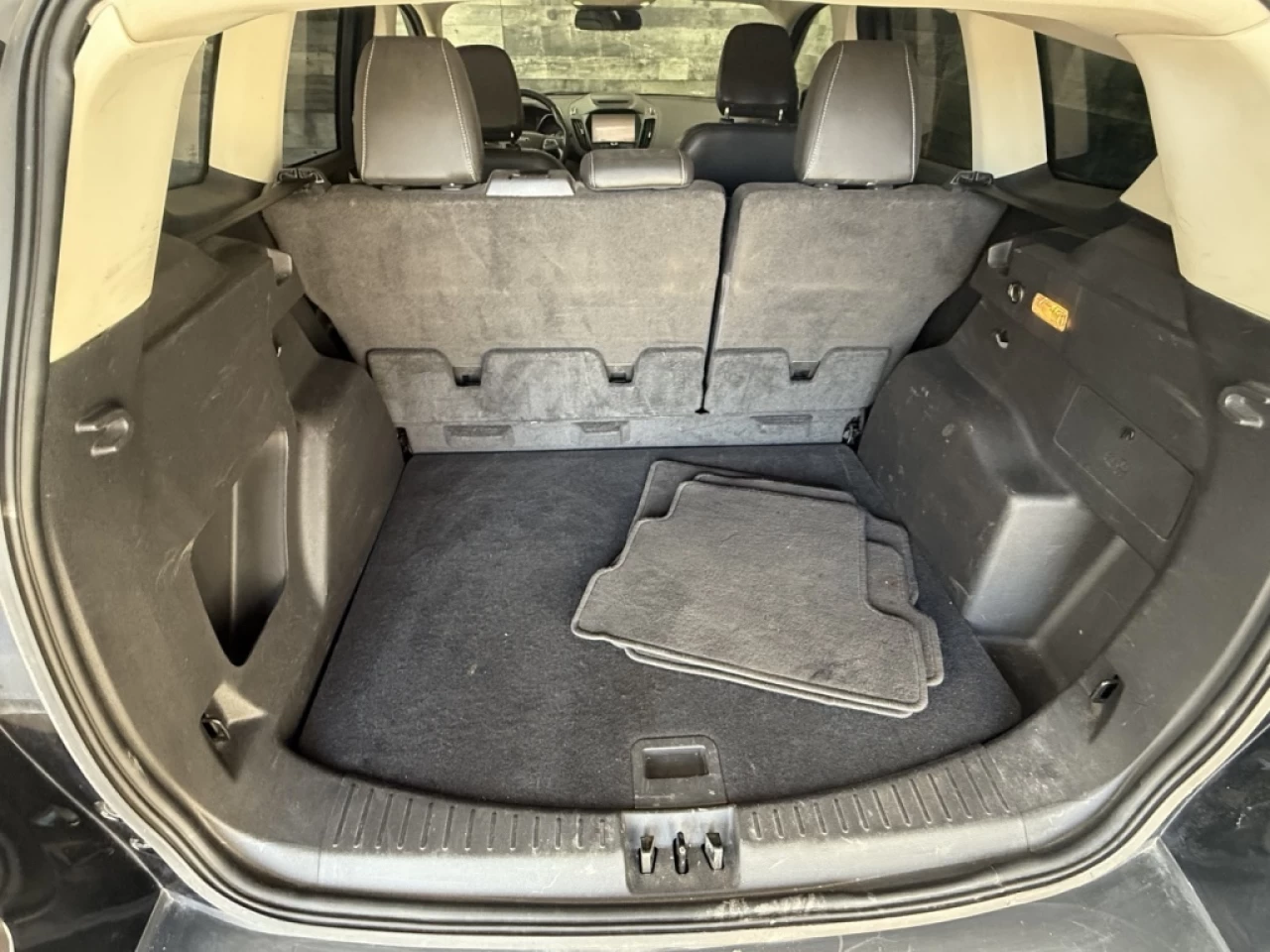 2018 Ford Escape SEL AWD CUIR CAM DE RECUL **APPROUVÉE 99,9%** Main Image