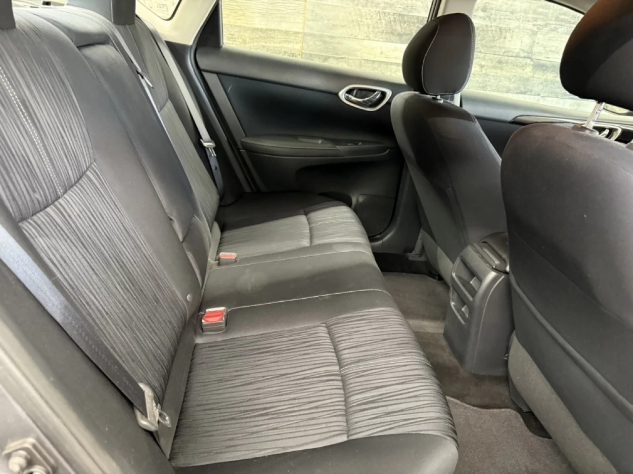 2017 Nissan Sentra SV Image principale