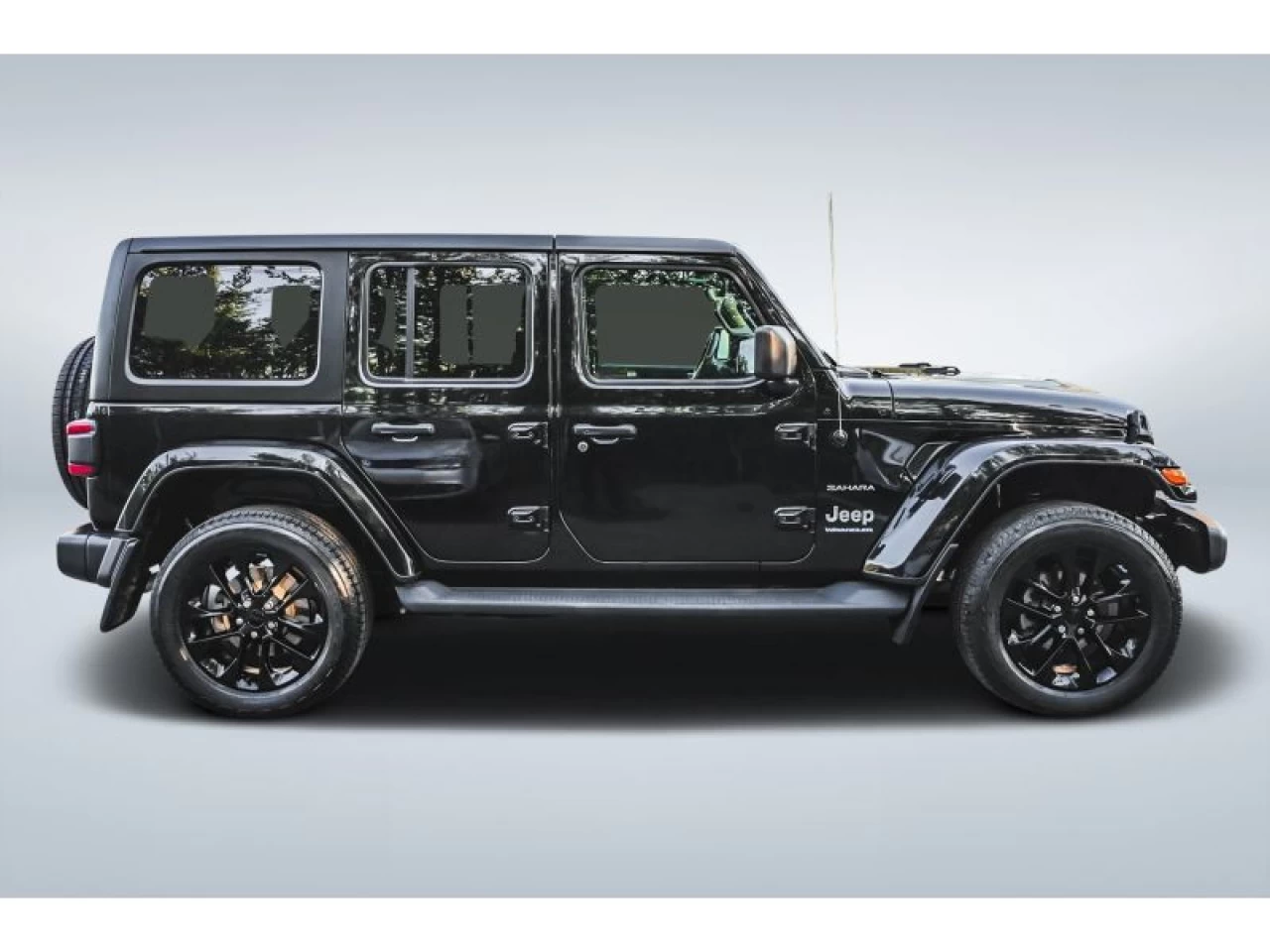 2023 Jeep Wrangler 4XE Sahara 4 Door 4x4 Image principale