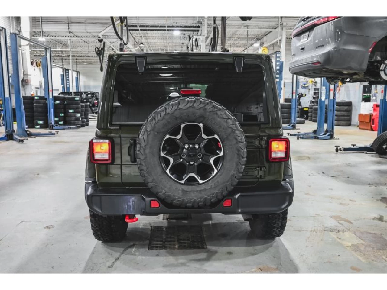 2023 Jeep Wrangler Rubicon 4 Door 4x4 toit sky one -touch Image principale