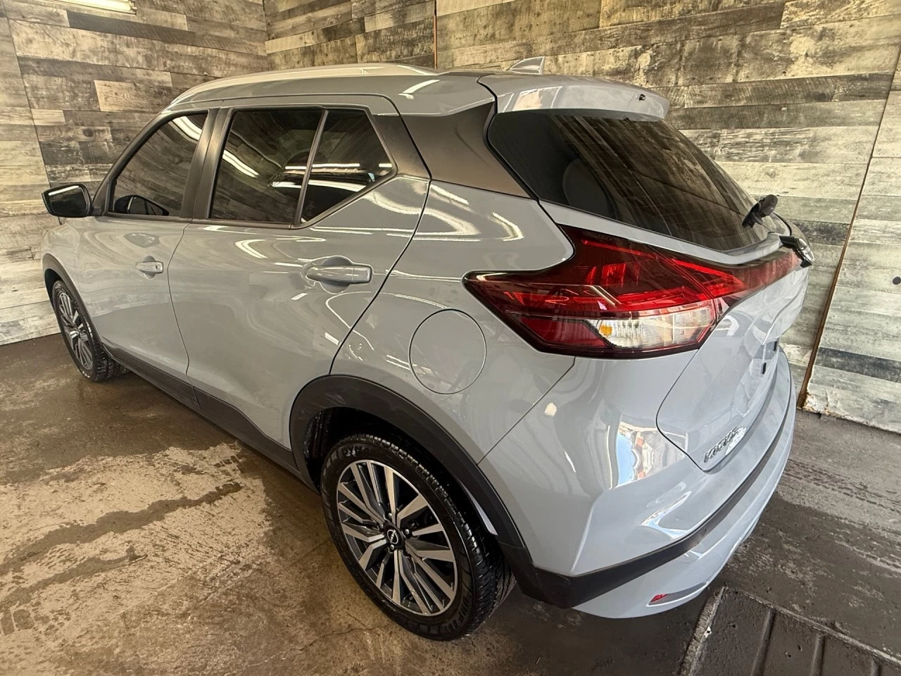 2022 Nissan Kicks SV Xtronic CVT Image principale