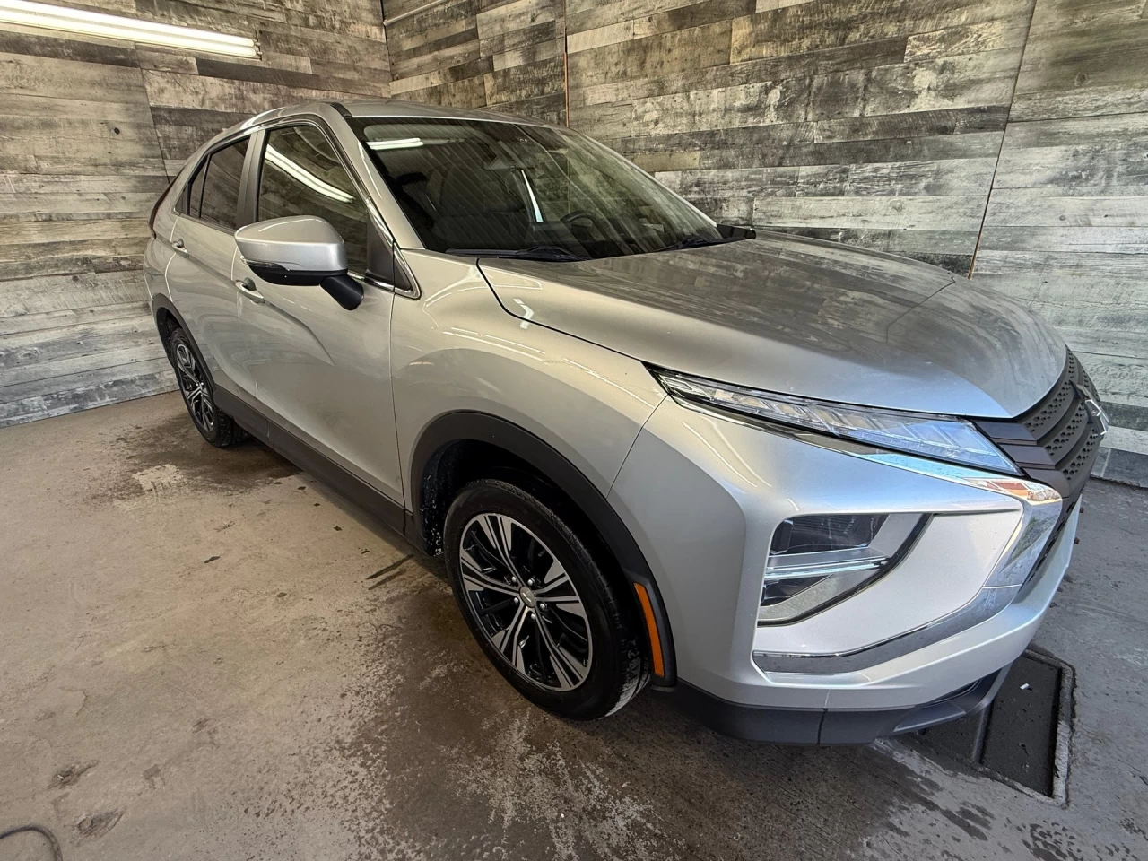 2022 Mitsubishi Eclipse Cross ES S-AWC Image principale