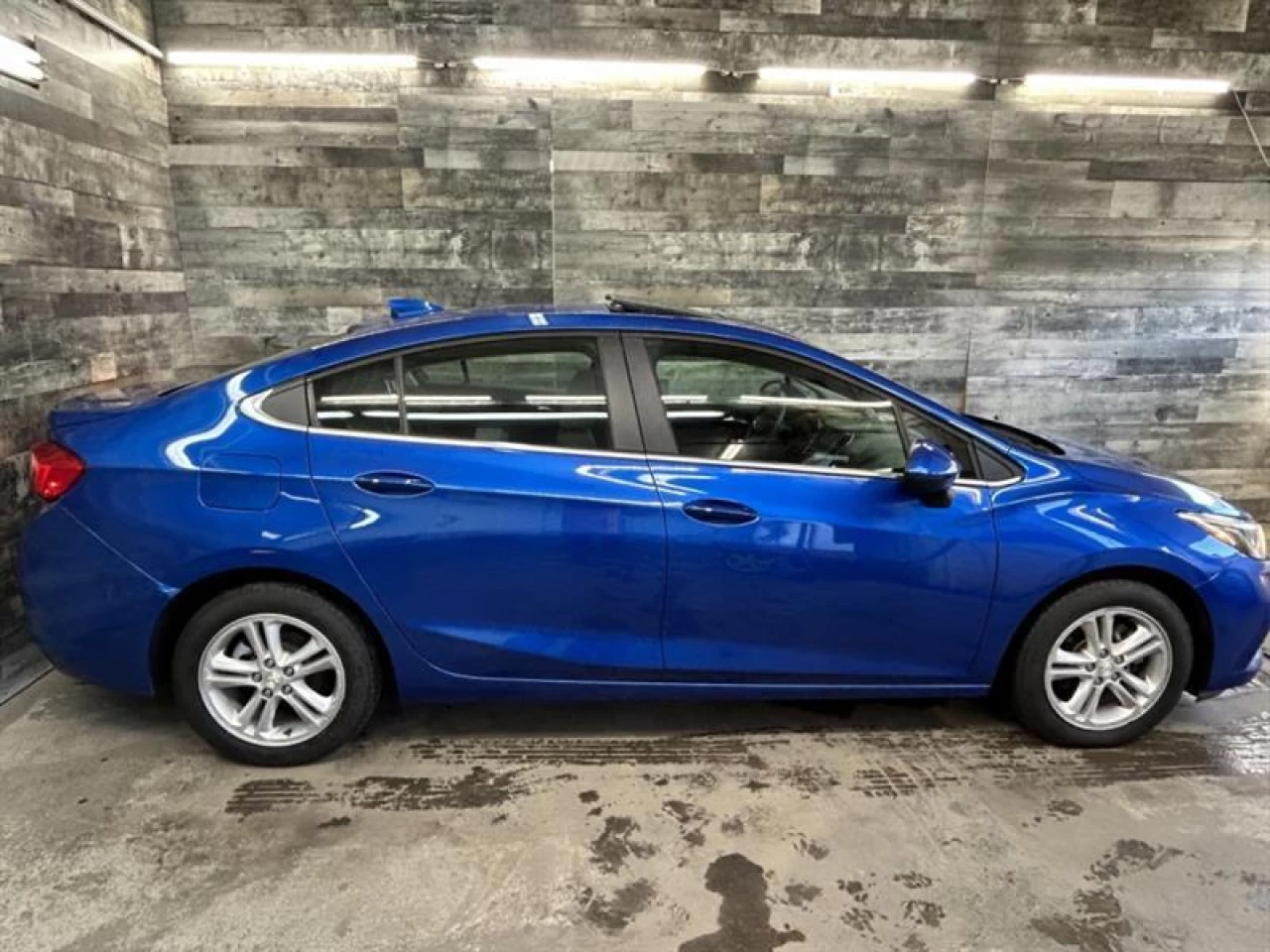 2018 Chevrolet Cruze LT Auto Toit CamÉra de recul ** APPROUVÉE 99,9% ** Image principale