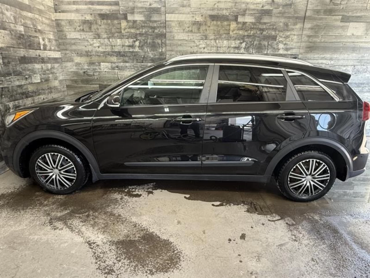 2018 Kia Niro EX Hybrid Cuir Mags ** ApprouvÉ À 99.9% ** Main Image