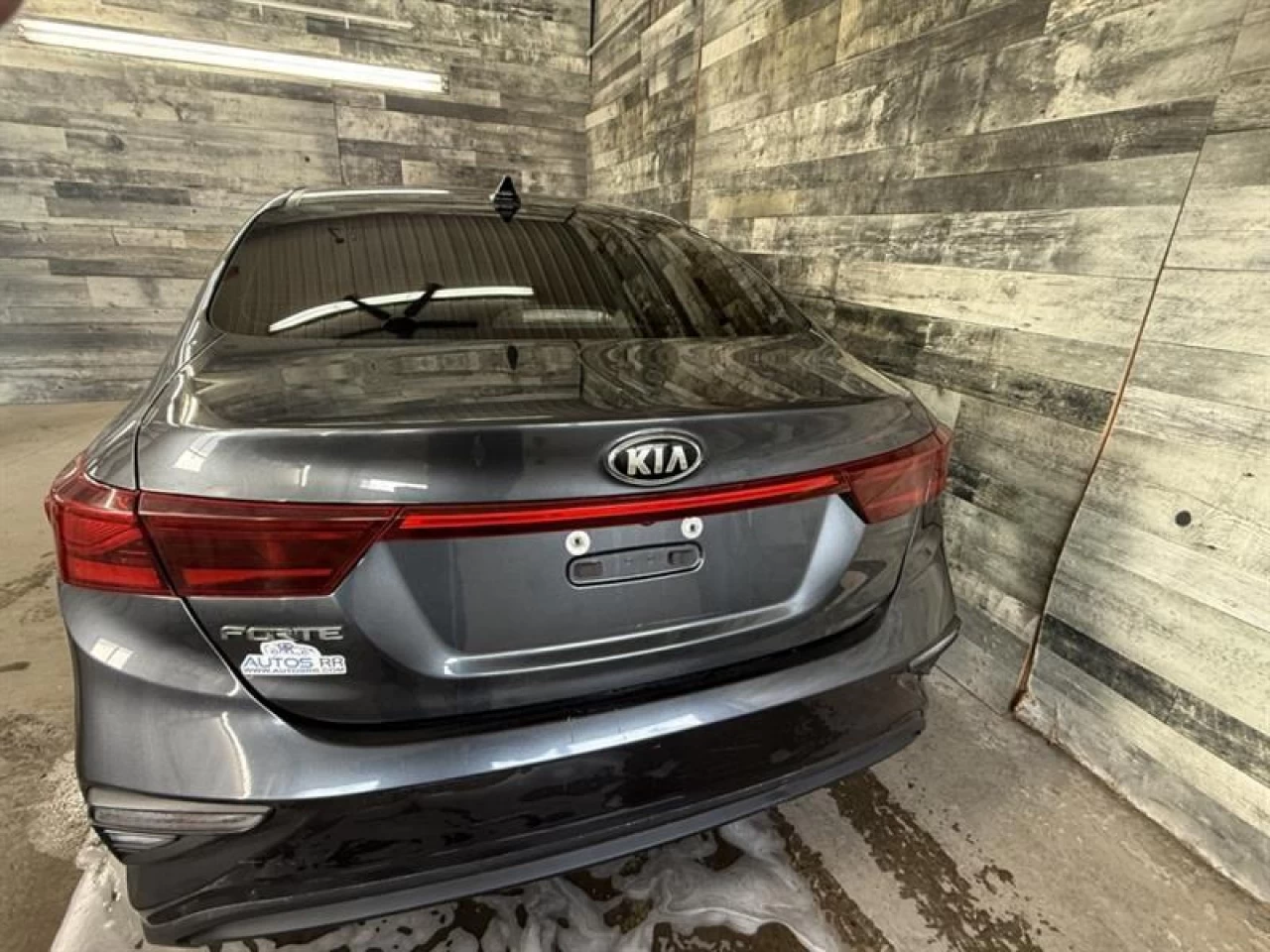 2020 Kia Forte LX Sieges chauffant Bluetooth **ApprouvÉe 99,9%** Main Image
