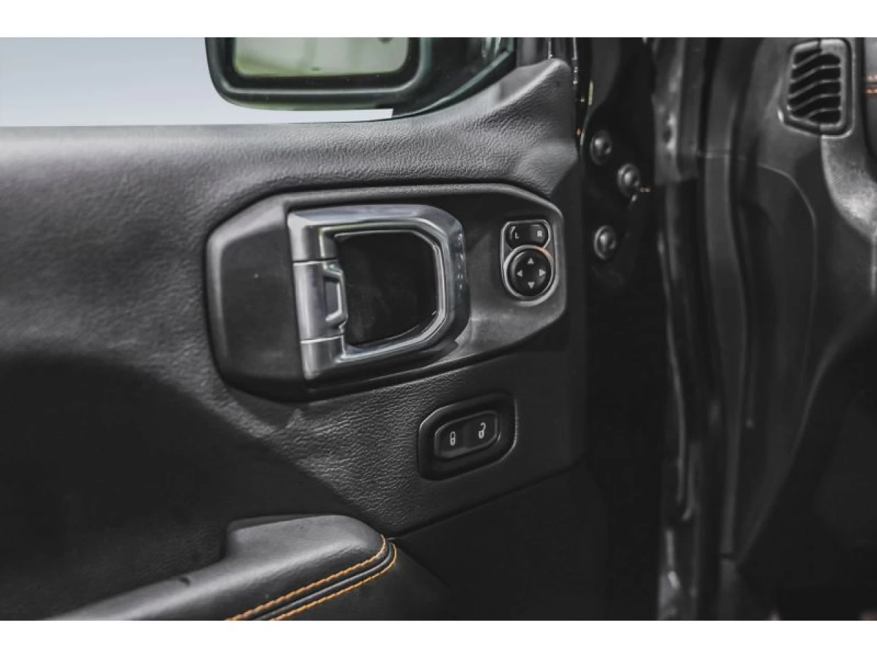 2023 Jeep Gladiator High Altitude 4x4 SAFETY GROUP V6 Image principale