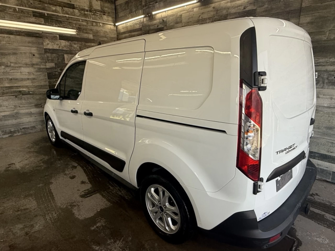 2019 Ford Transit Connect XLT AUTO CAM BLUETOOTH **APPROUVÉE 99,9%** Main Image