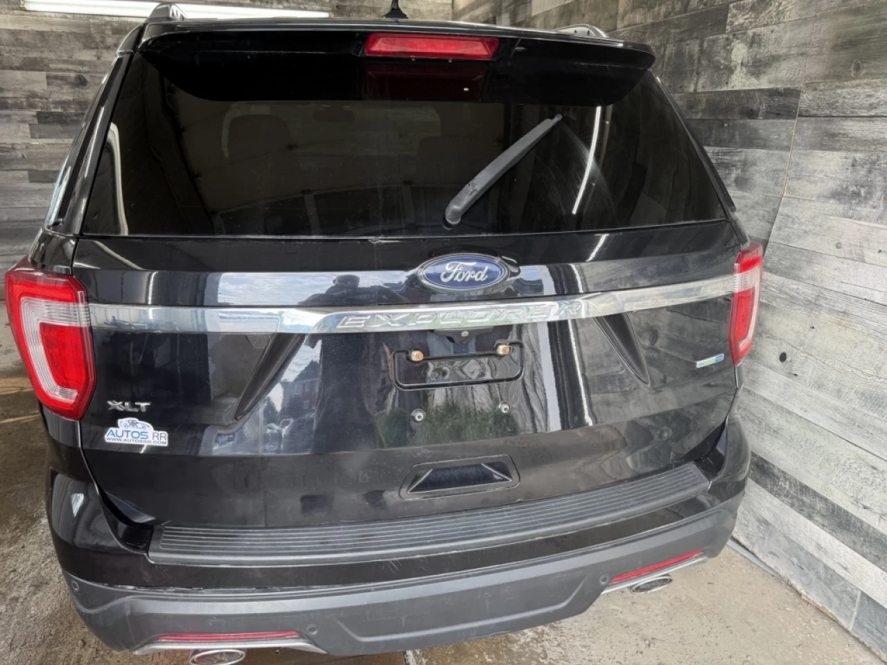 2019 Ford Explorer XLT AWD 7 PASS TOIT  PANO **APPRPOUVÉ À 99.9%** Image principale