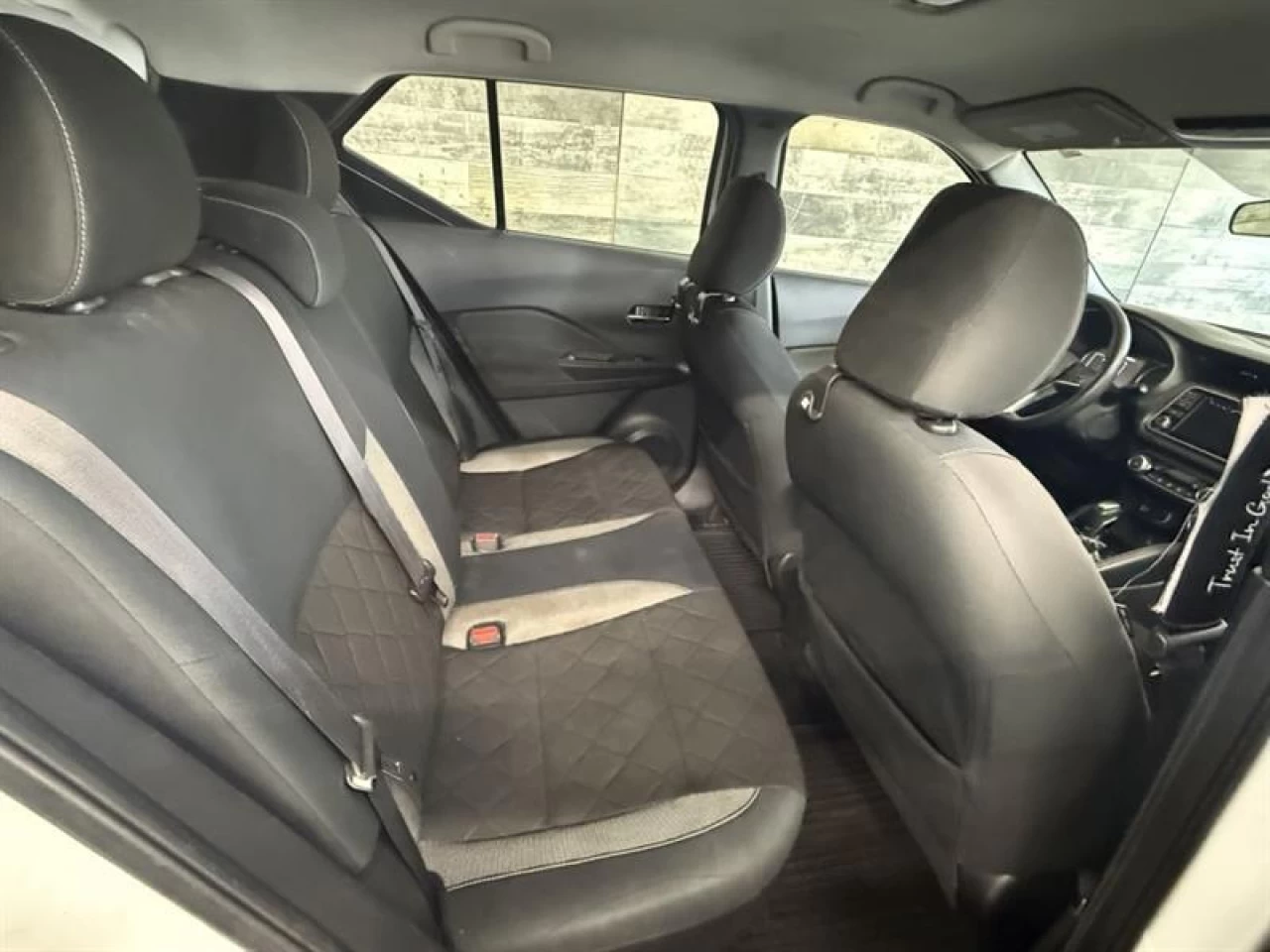 2019 Nissan Kicks SR AUTO CAM DE RECUL BLUETOOTH **APPROUVÉ À 99.9%* Main Image