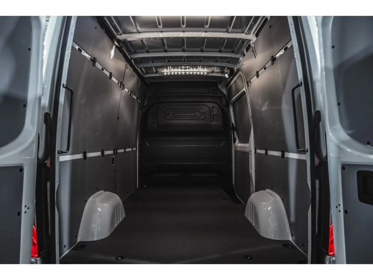 2025 Mercedes Benz Sprinter  Image principale