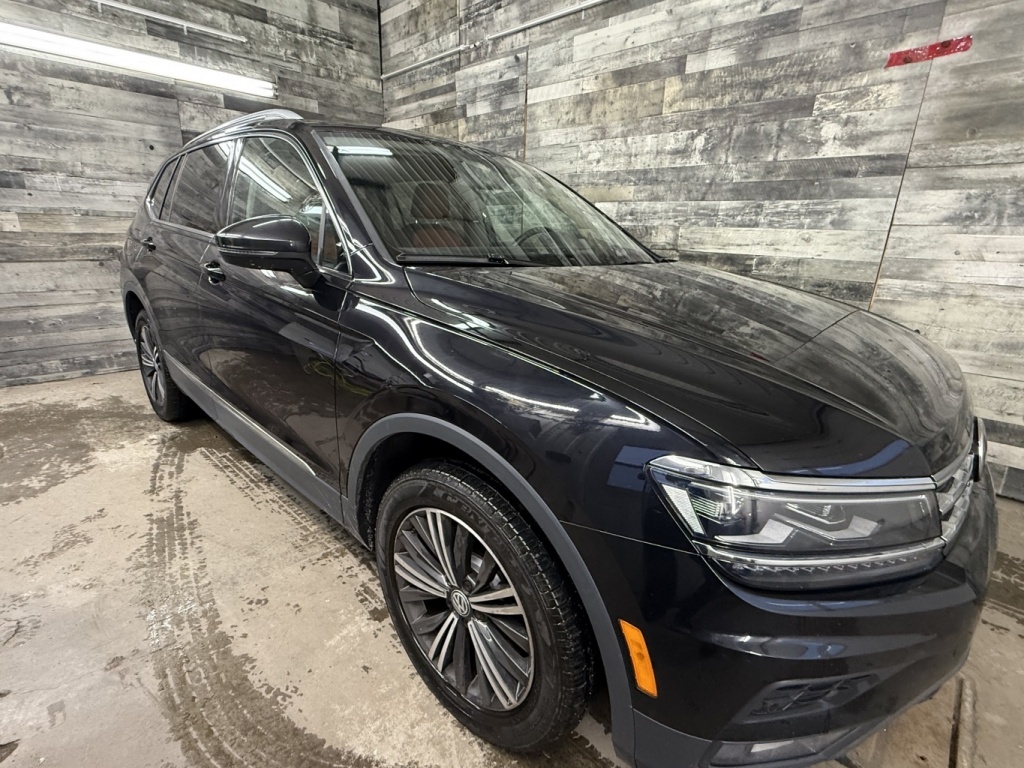 Volkswagen 2020 Tiguan Highline AWD CUIR TOIT NAV **APPORUVÉ À 99.9%**