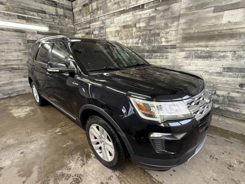 Ford 2018 Explorer XLT Awd Toit Cuir bluetooth **Approuvée 99,9%**