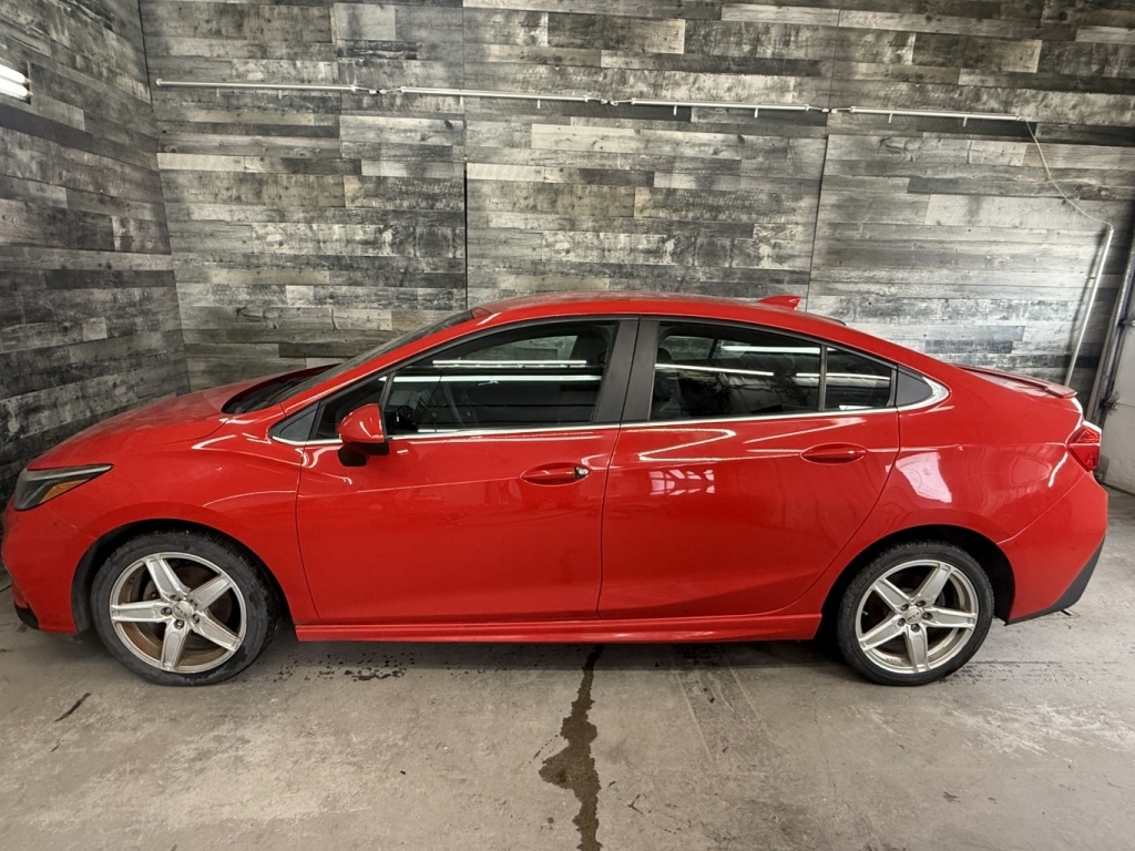 Chevrolet 2017 Cruze LT AUTO CAM DE RECUL **APPOROUVÉ À 99.9%**