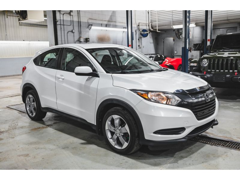 Honda 2018 HR-V LX AWD CVT